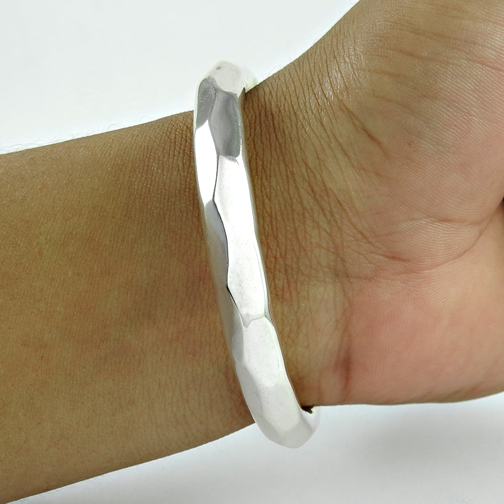 Stylish Solid 925 Sterling Silver Round Bangle