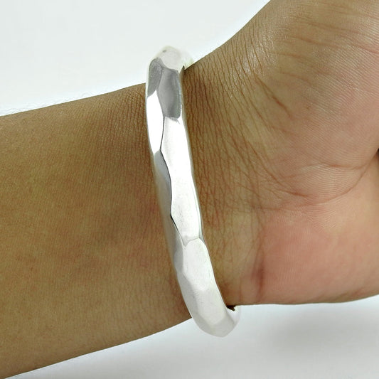 Stylish Solid 925 Sterling Silver Round Bangle