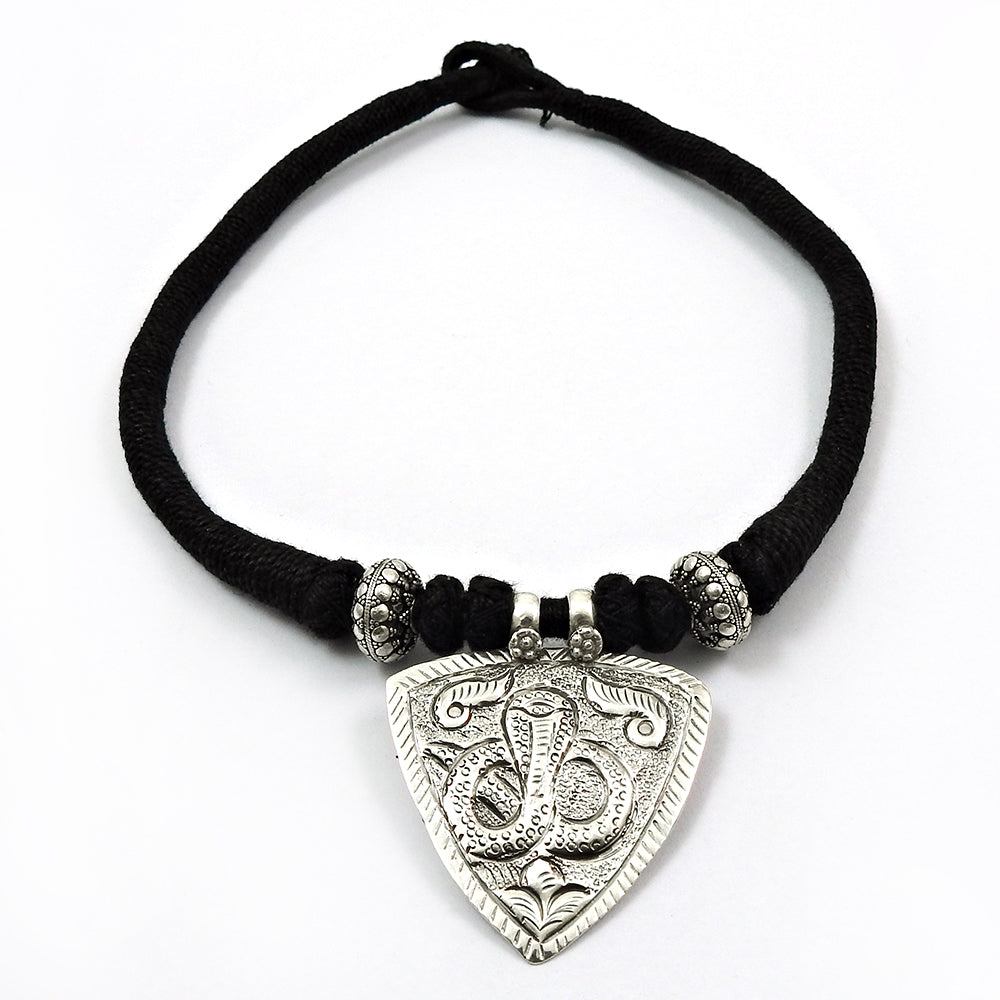 Elegant Solid 925 Silver Engraved Snake Thread Necklace Jewelry