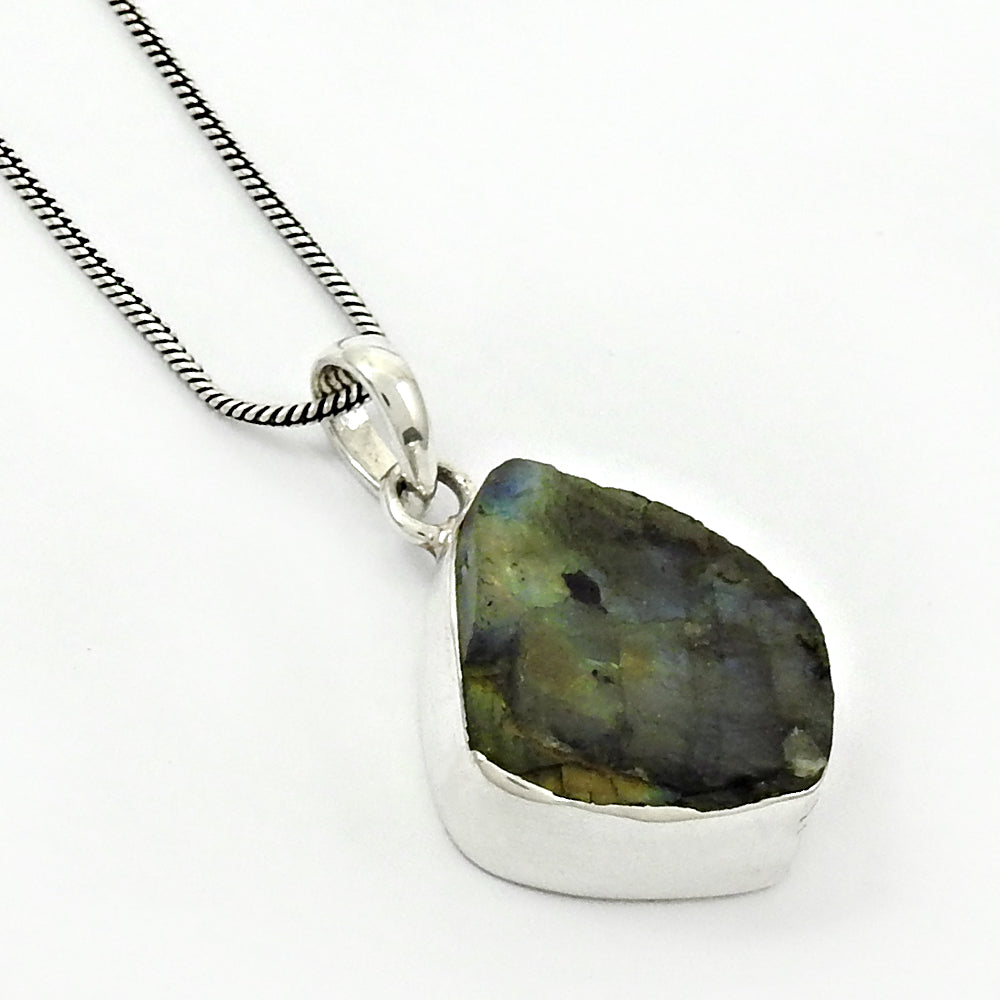 Rough Stone Natural Labradorite Solid 925 Silver Causal Pendant Handmade Jewelry