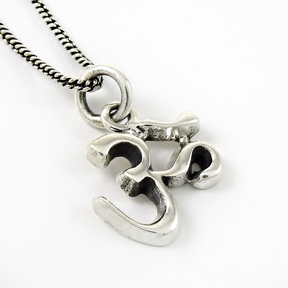 Solid 925 Sterling Silver Om Pendant Indian Jewelry