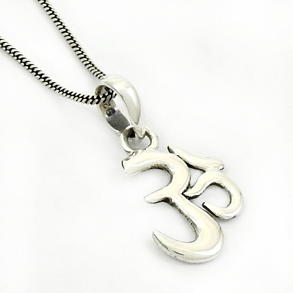 Solid 925 Silver Om Pendant Indian Religious Jewelry