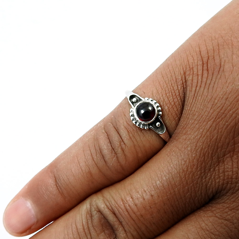 Natural Garnet Gemstone Solitaire Boho Ring 925 Silver For Women I2