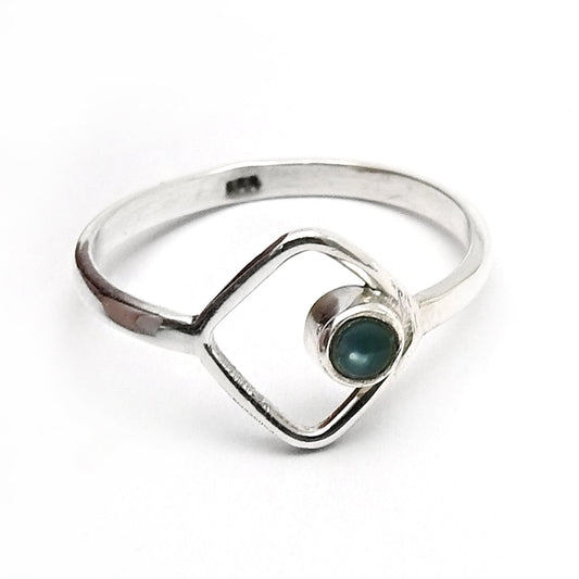 Round Green Onyx Gemstone Wedding Band Wife Ethnic Bezel Ring 925 Silver