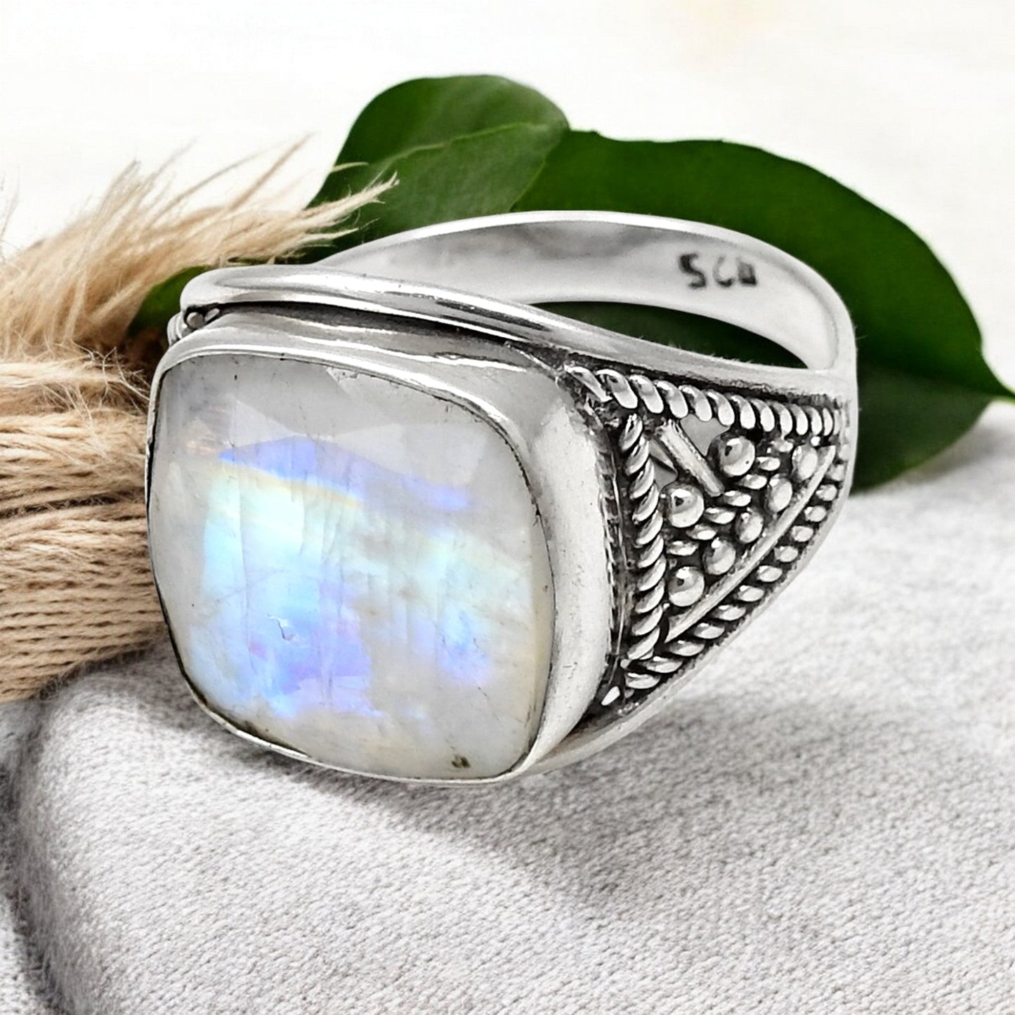 High Quality Natural Rainbow Moonstone 925 Sterling Silver Handmade Ring
