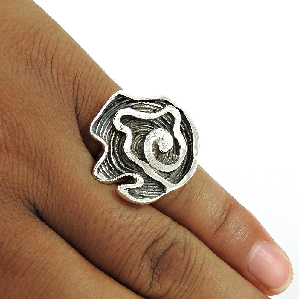 Authentic Vintage 925 Sterling Silver Ring Timeless Classic Design