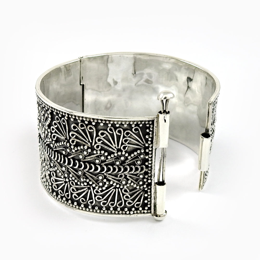 Vintage 925 Sterling Oxidized Silver Wide Designer Cuff Bangle