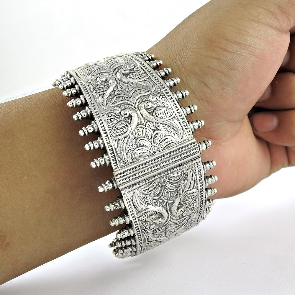 Vintage 925 Sterling Silver Antique Look Artisan Cuff Bangle