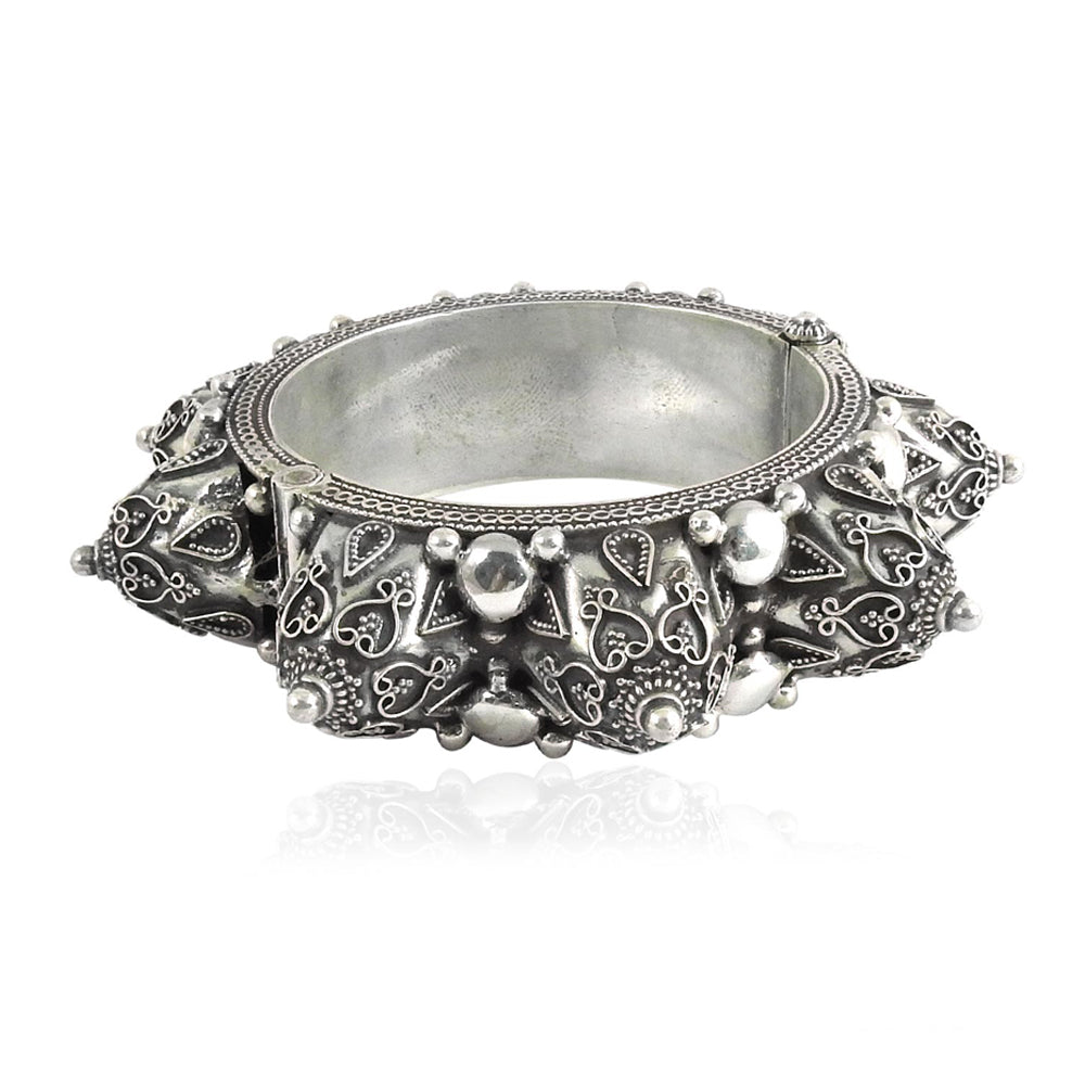 Solid 925 Silver Handmade Artisan Bangle