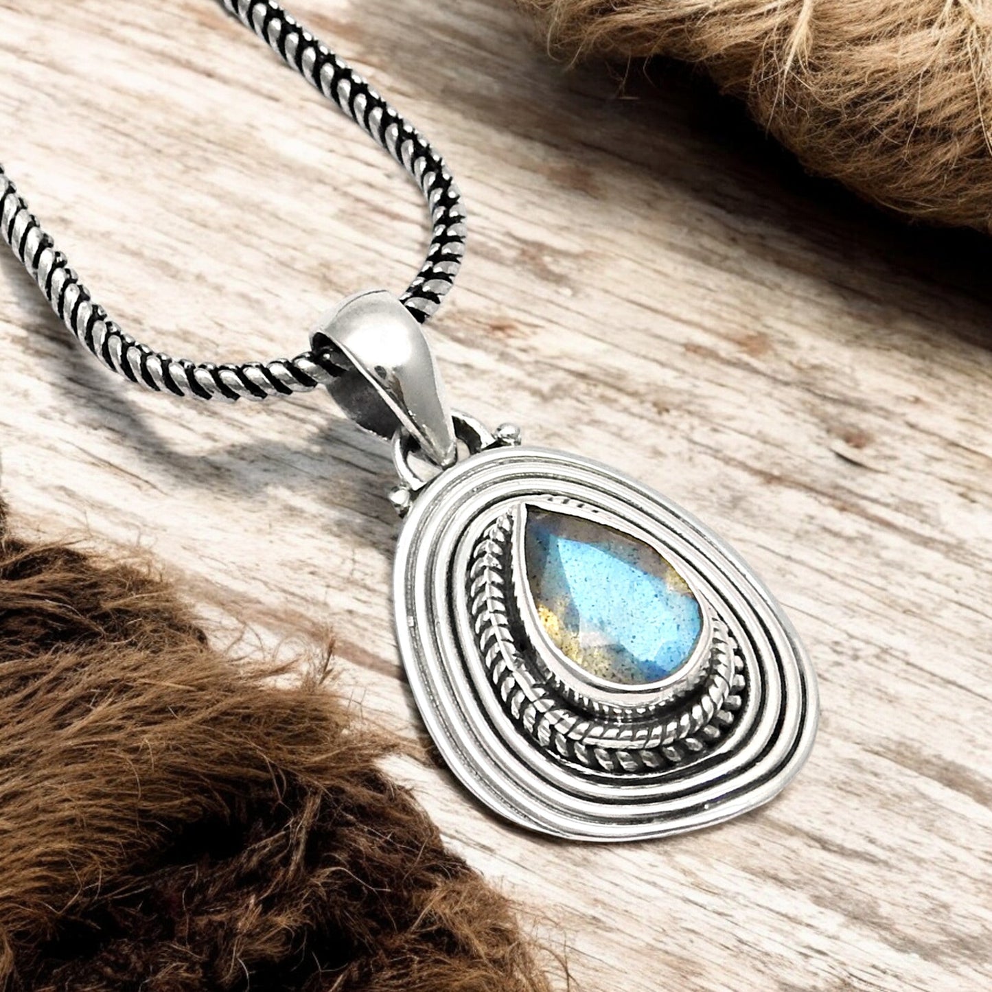 Natural Labradorite 925 Solid Silver Mother Artisan Christmas Gift Bezel Boho Pendant