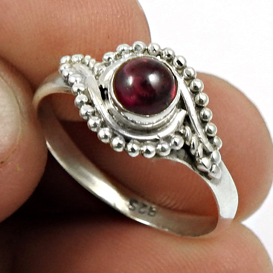 Gift For Woman 925 Silver Natural Garnet Solitaire Ethnic Ring U24