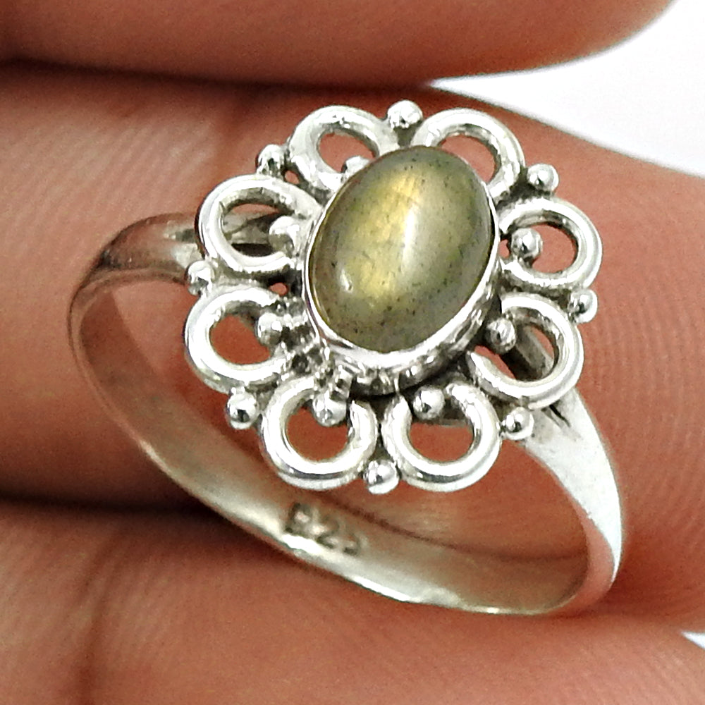 Sterling Silver Oval Labradorite Stone Tribal Art Deco Solitaire Ring