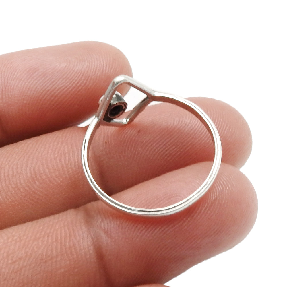 Natural Garnet 925 Sterling Silver Elegant Band Daughter Handcrafted Ring