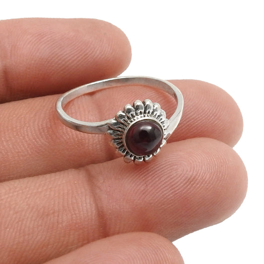 Round Natural Garnet Flower Bezel Band Birthday Ring 925 Sterling Silver