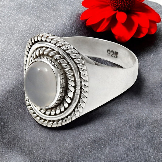 Chalcedony Stone 925 Solid Silver Elegant Cocktail Ring