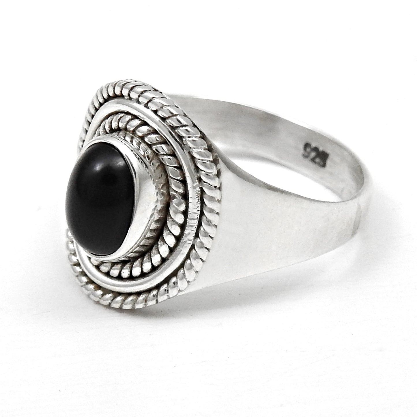 Black Onyx Gemstone Solid 925 Silver Women Gift Cocktail Ring