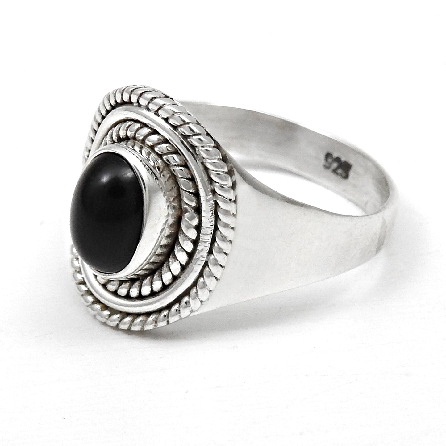 Black Onyx Gemstone Solid 925 Silver Women Gift Cocktail Ring