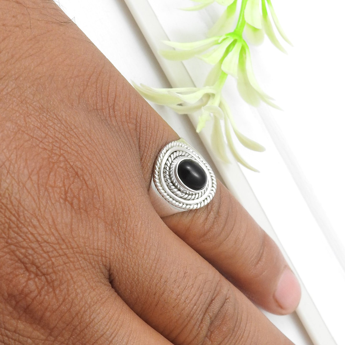 Black Onyx Gemstone Solid 925 Silver Women Gift Cocktail Ring