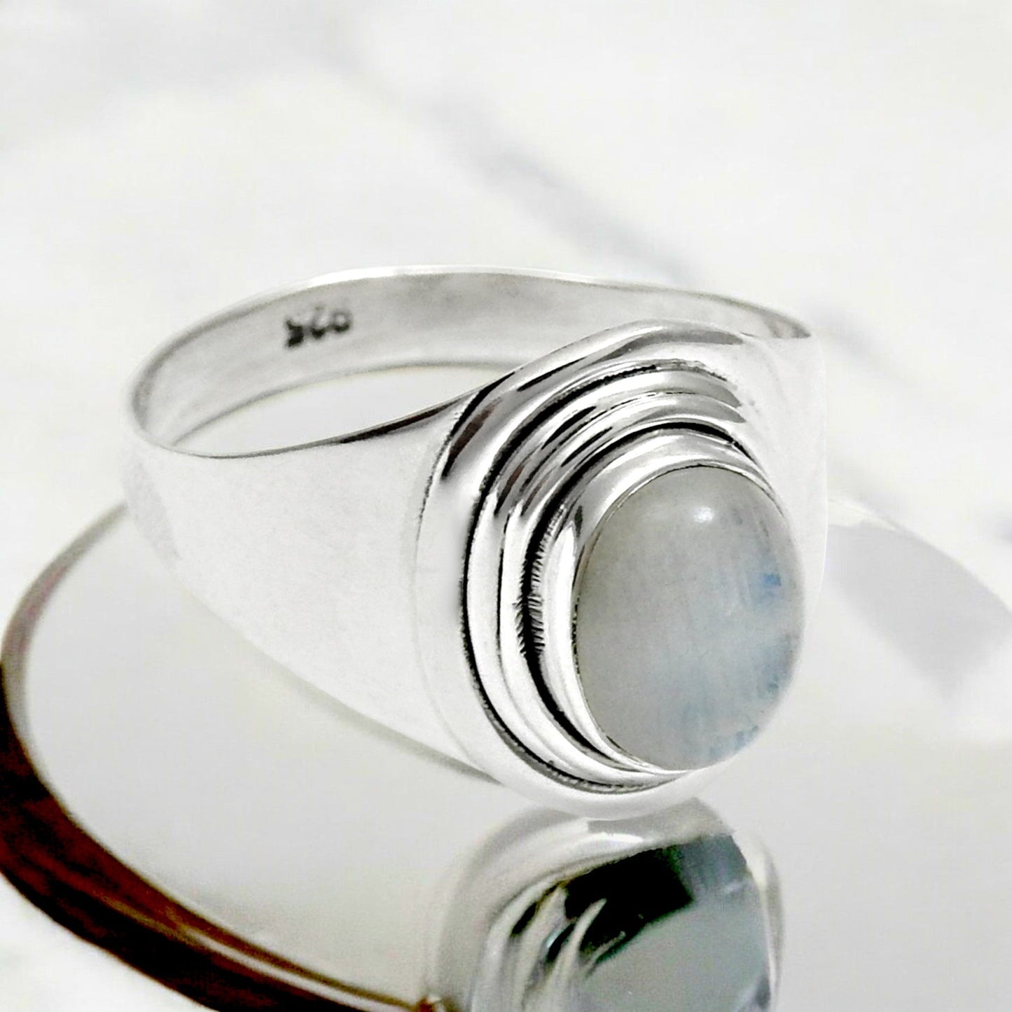 Rainbow Moonstone Stone 925 Sterling Silver Cocktail Sister Ring Jewelry