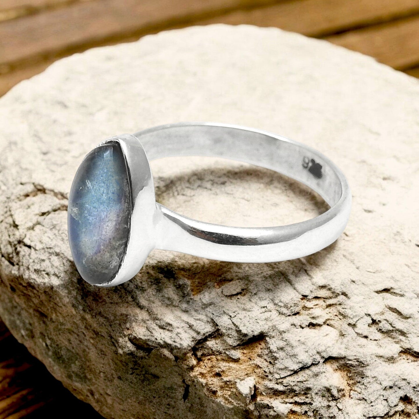 Natural Labradorite Solid Silver Artisan Promise Band New Wife Ring Jewelry