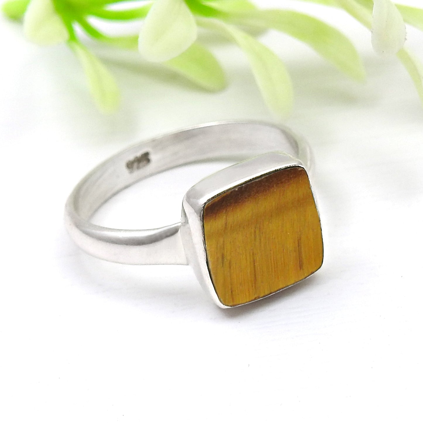 Natural Tiger Eye Gemstone 925 Sterling Silver Ring