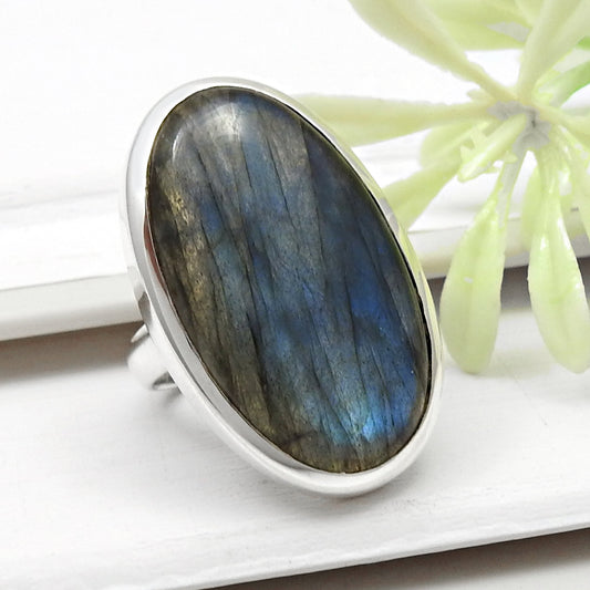 Oval Labradorite Gemstone 925 Silver Cocktail Ring Size 6