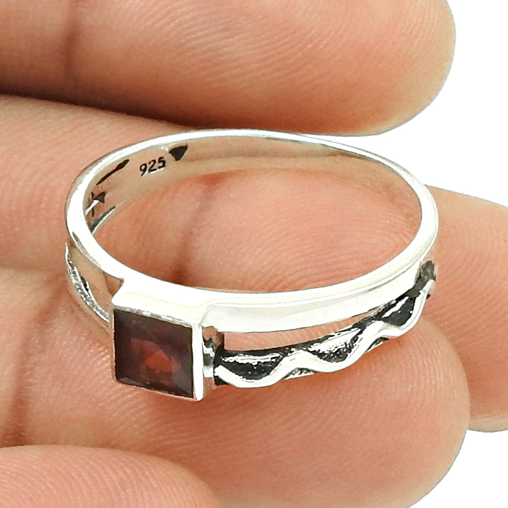 Natural Garnet 925 Sterling Silver Bezel Promise Band Statement Wife Ring
