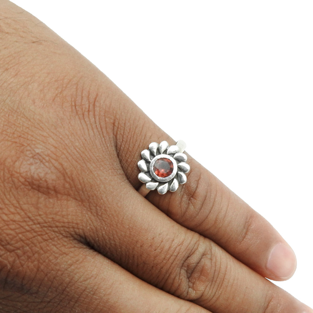 Natural Garnet Gemstone Cocktail Flower Ring 925 Silver For Women B28