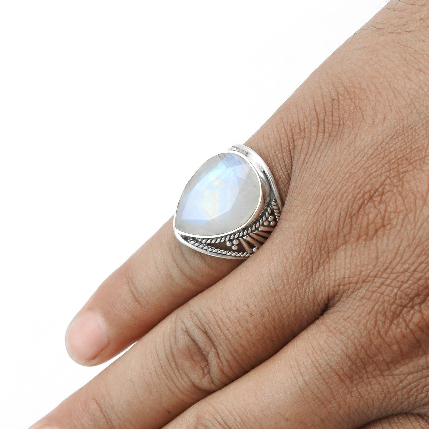 Rainbow Moonstone Handcrafted Band Ring Jewelry Solid 925 Silver
