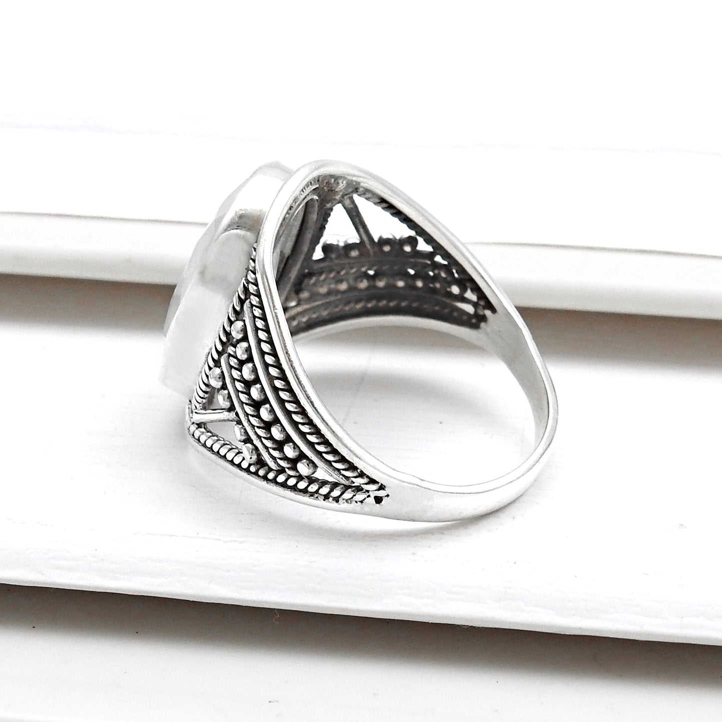 Solid 925 Sterling Silver Oval Shape Rainbow Moonstone Cocktail Ring Size 8.5