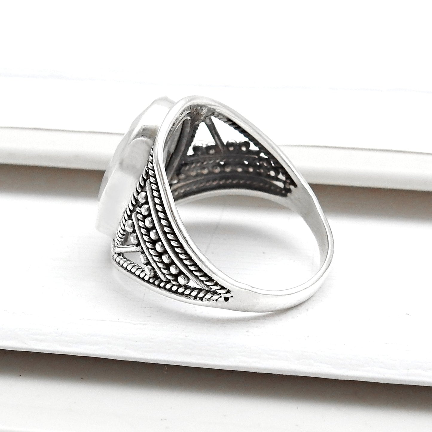 Solid 925 Sterling Silver Oval Shape Rainbow Moonstone Cocktail Ring Size 8.5